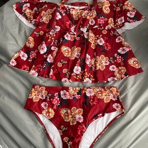 2Xl Women’s 2 Piece Red Floral Bathing Suit
